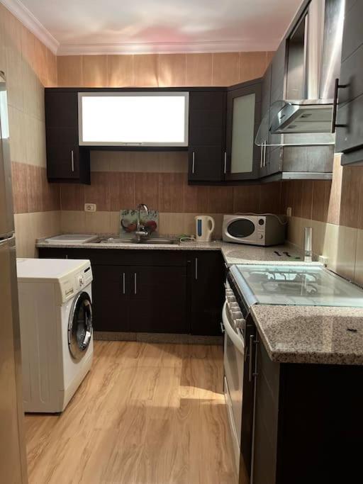 Ronza Elegant Apartment Amman Esterno foto