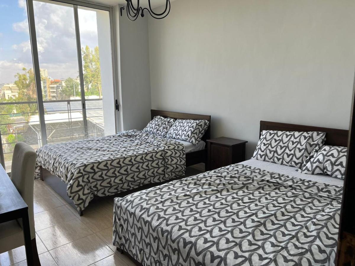 Ronza Elegant Apartment Amman Esterno foto